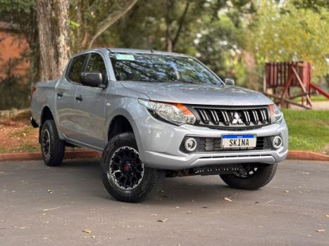 MITSUBISHI L 200 2.5 4X4 CABINE DUPLA DIESEL, Foto 3