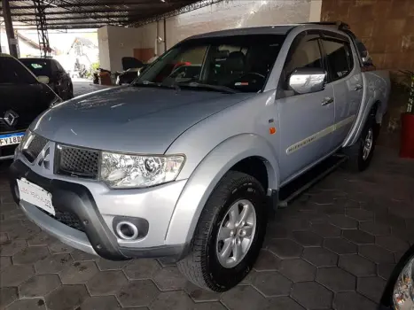 MITSUBISHI L 200 Triton 3.2 16V HPE 4X4 CABINE DUPLA TURBO DIESEL INTERCOOLER, Foto 3