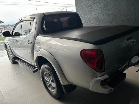 MITSUBISHI L 200 Triton 3.2 16V HPE 4X4 CABINE DUPLA TURBO DIESEL INTERCOOLER AUTOMTICO, Foto 4