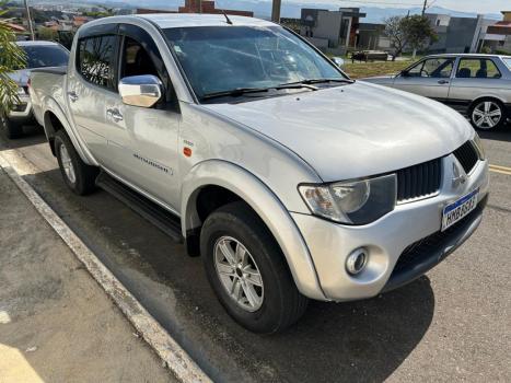 MITSUBISHI L 200 Triton 3.2 16V HPE 4X4 CABINE DUPLA TURBO DIESEL INTERCOOLER AUTOMTICO, Foto 2