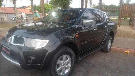 MITSUBISHI L 200 Triton 3.2 16V HPE 4X4 CABINE DUPLA TURBO DIESEL INTERCOOLER AUTOMTICO, Foto 2