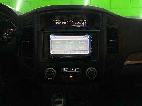 MITSUBISHI Pajero Full 3.2 16V 4P HPE 4X4 TURBO DIESEL AUTOMTICO, Foto 10