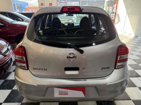 NISSAN March 1.0 16V 4P FLEX, Foto 4