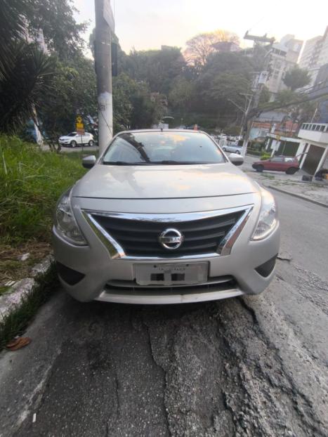 NISSAN Versa Sedan 1.0 4P FLEX, Foto 2