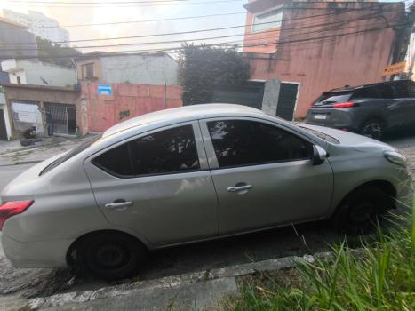 NISSAN Versa Sedan 1.0 4P FLEX, Foto 5