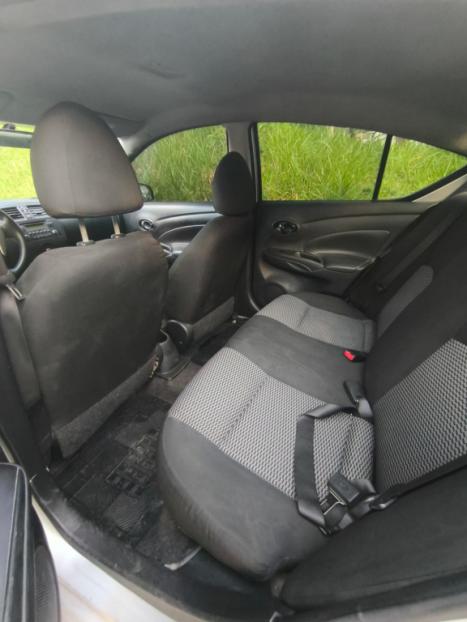 NISSAN Versa Sedan 1.0 4P FLEX, Foto 9