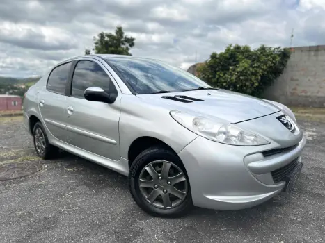 PEUGEOT 207 Sedan 1.4 4P ACTIVE FLEX, Foto 2