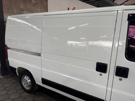 PEUGEOT Boxer 2.3 HDI 330 TURBO DIESEL FURGO CURTO 7,5M, Foto 8