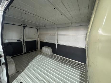 PEUGEOT Boxer 2.3 HDI 330 TURBO DIESEL FURGO CURTO 7,5M, Foto 10