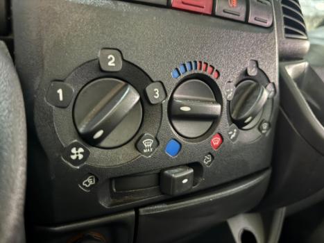 PEUGEOT Boxer 2.3 HDI 330 TURBO DIESEL FURGO CURTO 7,5M, Foto 18