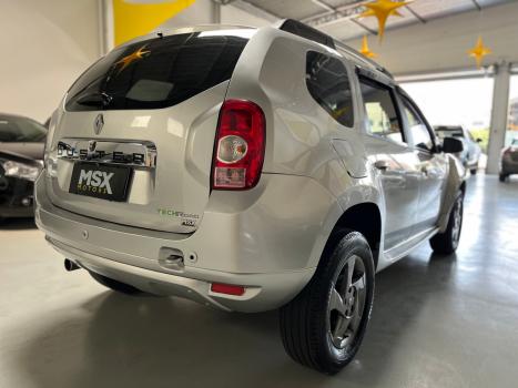 RENAULT Duster 2.0 16V 4P FLEX DYNAMIQUE AUTOMTICO, Foto 12