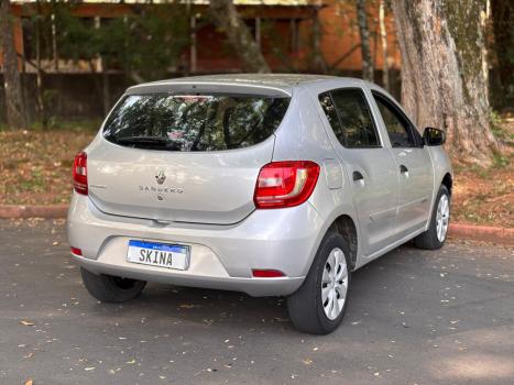 RENAULT Sandero 1.0 4P FLEX AUTHENTIQUE, Foto 4