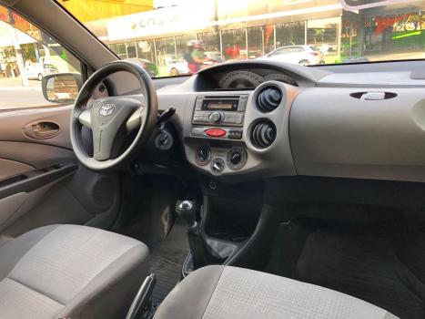 TOYOTA Etios Hatch 1.3 16V 4P FLEX XS, Foto 16