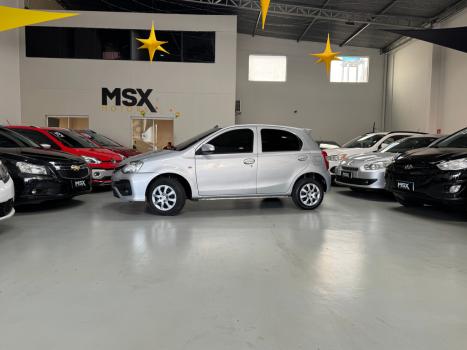TOYOTA Etios Hatch 1.3 16V 4P FLEX X, Foto 1