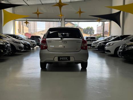 TOYOTA Etios Hatch 1.3 16V 4P FLEX X, Foto 9