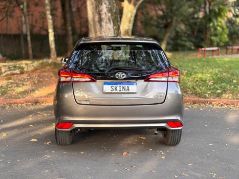 TOYOTA Yaris Hatch 1.5 16V 4P FLEX XLS MULTIDRIVE AUTOMTICO CVT, Foto 5