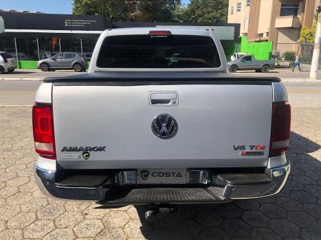 VOLKSWAGEN Amarok 3.0 V6 CABINE DUPLA HIGHLINE 4X4 TURBO INTERCOOLER AUTOMTICO, Foto 4