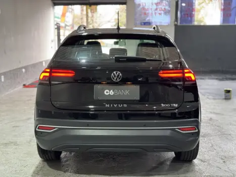 VOLKSWAGEN Nivus 1.0 4P FLEX 200 TSI COMFORTLINE TURBO AUTOMTICO, Foto 3