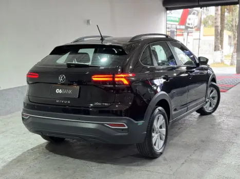 VOLKSWAGEN Nivus 1.0 4P FLEX 200 TSI COMFORTLINE TURBO AUTOMTICO, Foto 4