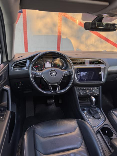 VOLKSWAGEN Tiguan 1.4 250 TSI TOTAL FLEX ALLSPACE COMFORTLINE TURBO AUTOMTICO TIPTRONIC, Foto 10