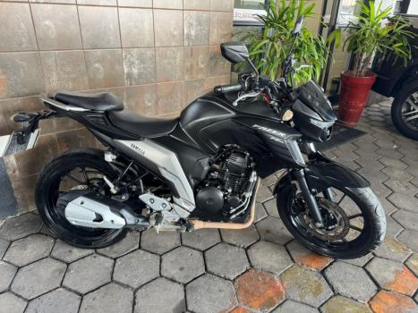 YAMAHA FZ 25 250 Fazer Flex , Foto 2