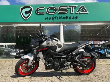 YAMAHA MT-09 Tracer GT 900 , Foto 1