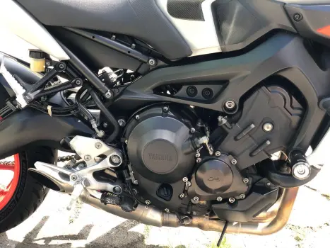 YAMAHA MT-09 Tracer GT 900 , Foto 13
