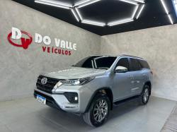 TOYOTA Hilux SW4 2.7 16V 4P FLEX SRV 7 LUGARES AUTOM�TICO