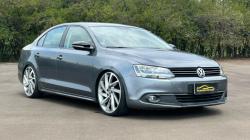 VOLKSWAGEN Jetta 2.0 4P FLEX COMFORTLINE TIPTRONIC AUTOM�TICO