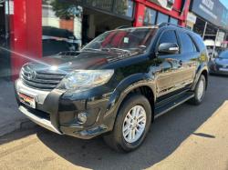 TOYOTA Hilux Caminhonete 3.0 4P 4X4 SRV TURBO DIESEL CABINE DUPLA AUTOMTICO