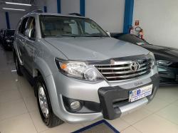 TOYOTA Hilux SW4 2.7 16V 4P SR AUTOMTICO