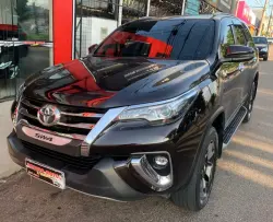 TOYOTA Hilux SW4 2.8 16V 4P SRX 4X4 7 LUGARES TURBO DIESEL AUTOMTICO