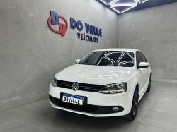 VOLKSWAGEN Jetta 2.0 4P FLEX CONFORTLINE TIPTRONIC AUTOMTICO