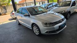 VOLKSWAGEN Jetta 2.0 4P FLEX CONFORTLINE TIPTRONIC AUTOMTICO