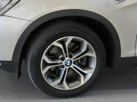 BMW X3 2.0 16V 4P XDRIVE 20I AUTOM�TICO, Foto 3