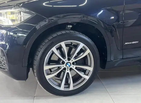 BMW X6 4.4 32V 4P 50I 8 CILINDROS COUP� BI-TURBO AUTOM�TICO, Foto 7
