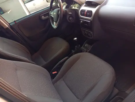 CHEVROLET Corsa Hatch 1.4 4P PREMIUM FLEX, Foto 9