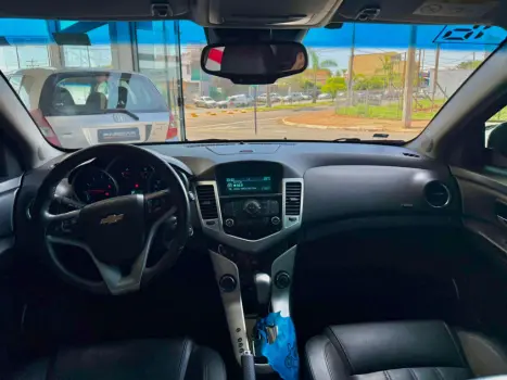 CHEVROLET Cruze Hatch 1.8 16V 4P LT SPORT FLEX AUTOM�TICO, Foto 8