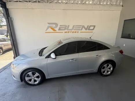 CHEVROLET Cruze Sedan 1.8 16V 4P LT ECOTEC FLEX, Foto 2