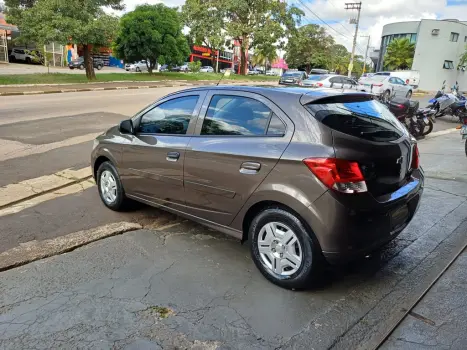 CHEVROLET Onix Hatch 1.0 4P FLEX LT, Foto 6