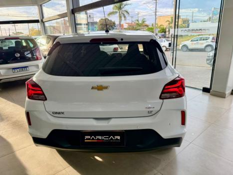 CHEVROLET Onix Hatch 1.0 12V 4P FLEX LT, Foto 5