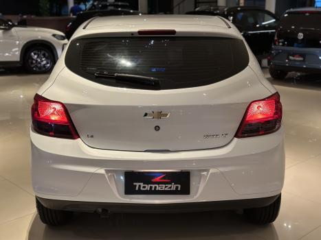 CHEVROLET Onix Hatch 1.4 4P FLEX LT, Foto 5