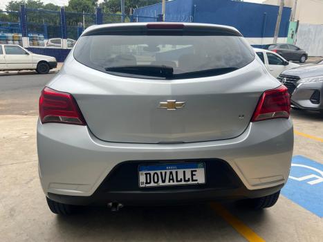 CHEVROLET Onix Hatch 1.0 12V 4P FLEX LT, Foto 2