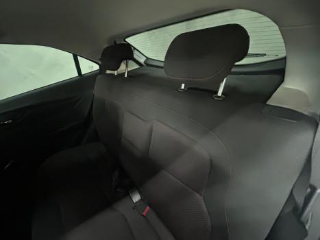 CHEVROLET Onix Hatch 1.4 4P FLEX LT, Foto 2