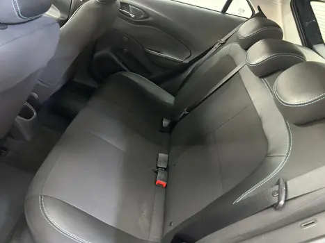 CHEVROLET Onix Hatch 1.4 4P FLEX ADVANTAGE AUTOM�TICO, Foto 3