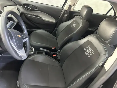 CHEVROLET Onix Hatch 1.4 4P FLEX ADVANTAGE AUTOM�TICO, Foto 5