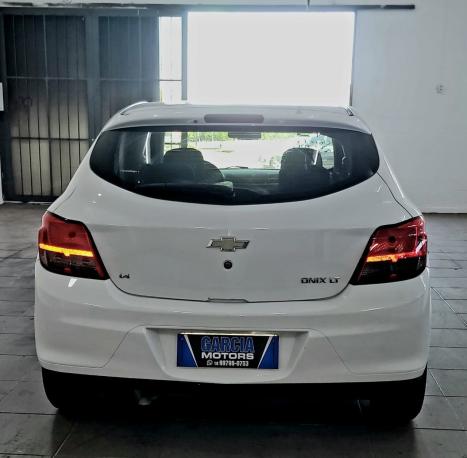 CHEVROLET Onix Hatch 1.4 4P FLEX LT, Foto 5