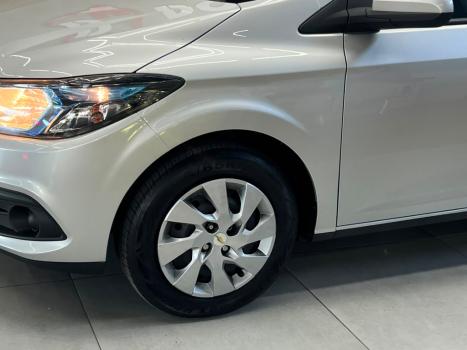 CHEVROLET Onix Hatch 1.4 4P FLEX LT, Foto 3