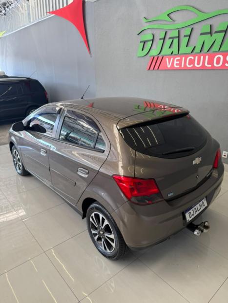 CHEVROLET Onix Hatch 1.4 4P FLEX LTZ AUTOM�TICO, Foto 7