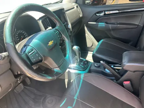 CHEVROLET S10 2.8 12V HIGH COUNTRY CABINE DUPLA 4X4 TURBO DIESEL AUTOM�TICO, Foto 9